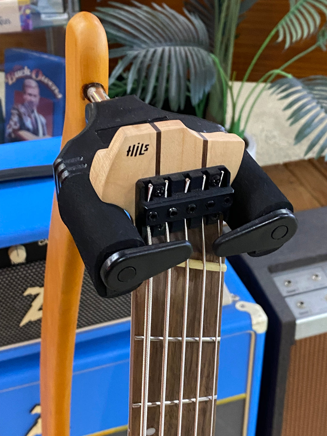 Hils HNB5 5 String Multiscale Headless Elkectric Bass | Gloss Gunmetal Gray