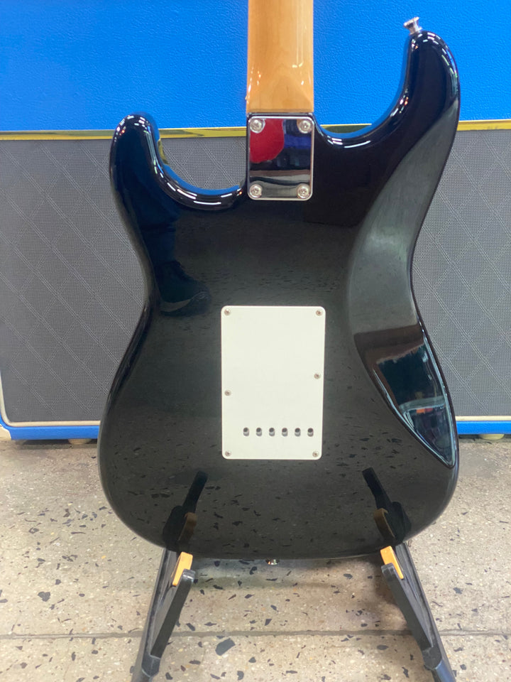 Fender MIJ 2021 Traditional 60s Stratocaster RW Fingerboard- Black W/bag ***Pre Loved***