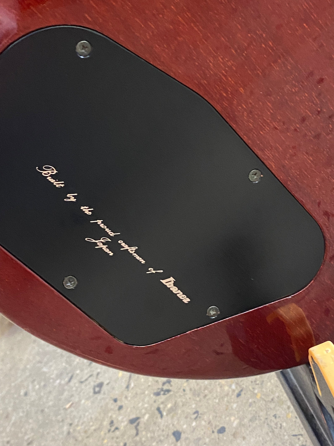 Pre-loved Ibanez AR-300 Model MIJ 1981 CS w/bag ***Pre Loved***