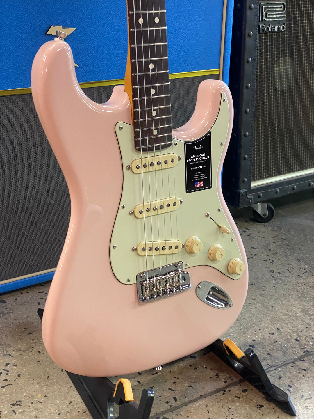 Fender Limited Edition American Professional II Stratocaster | Shell Pink