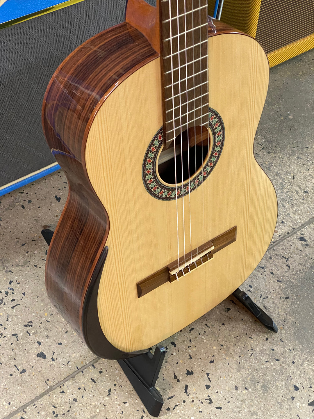 Manuel Rodriguez Concert 4/4 Gloss Academia 60-S Spruce / Rosewood