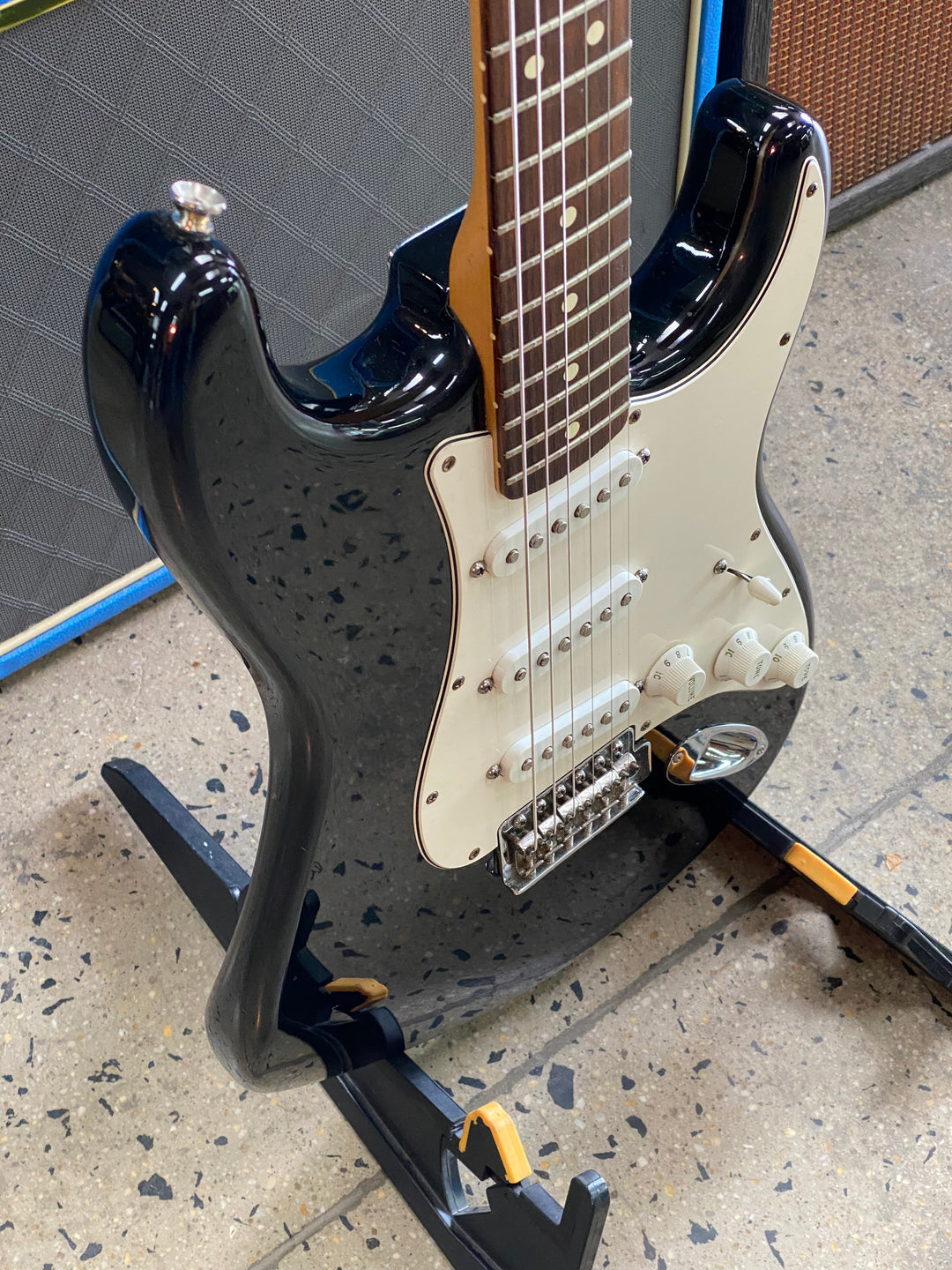 Fender 2010 Standard Mex Stratocaster RW Black W/case ***Pre Loved***