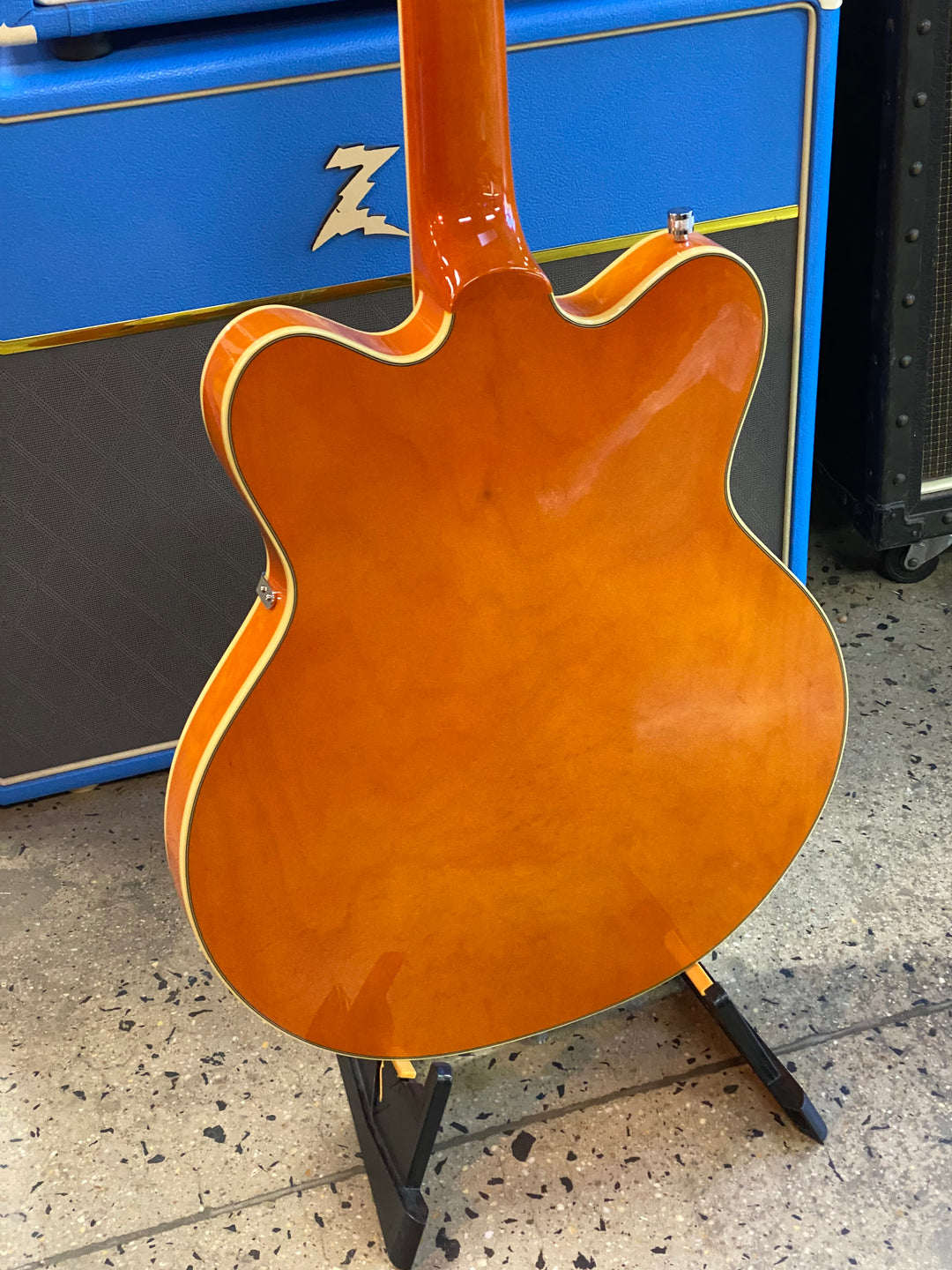 Gretsch 2018 G5622T w/bigsby w/bag | Orange ***Pre Loved***