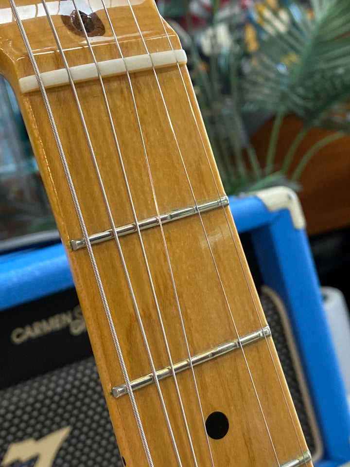 Fender 2021 American Professional II Stratocaster Sienna Sunburst W/case ***Pre Loved***