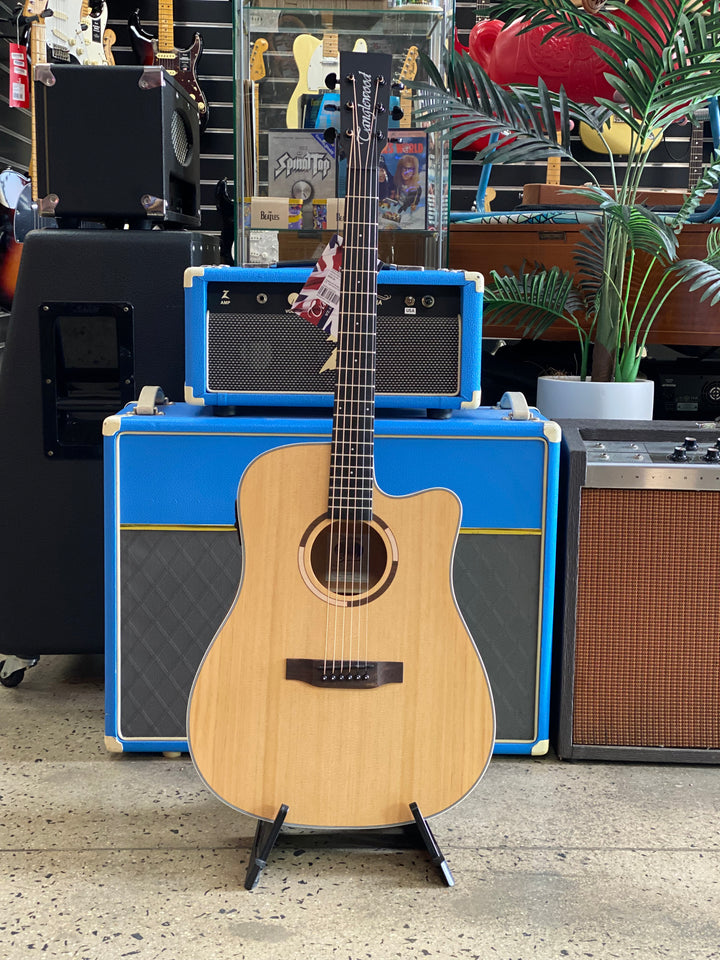 Tanglewood Strada Dreadnought C/E Solid Spruce Top Acoustic