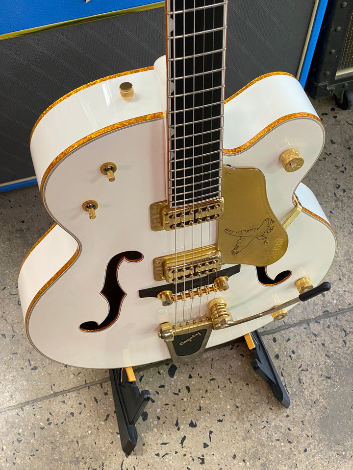 Gretsch 2014 G6136T White Falcon w/case ***pre loved***