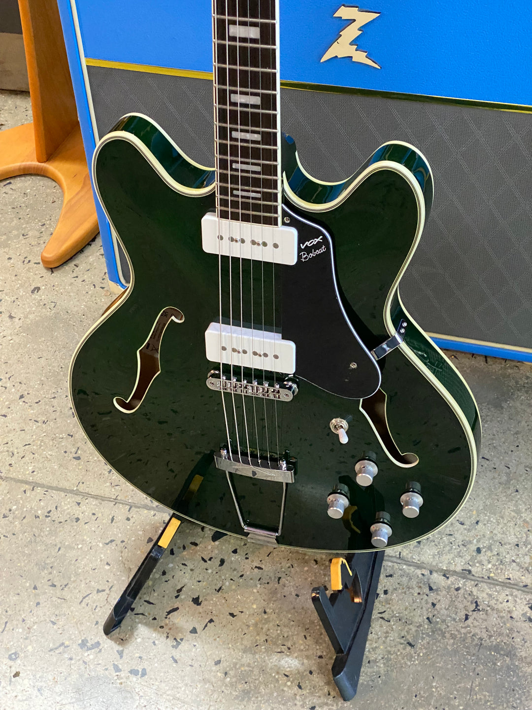 Vox 2022 Bobcat BC-V90 w/case | Italian Green ***pre loved***