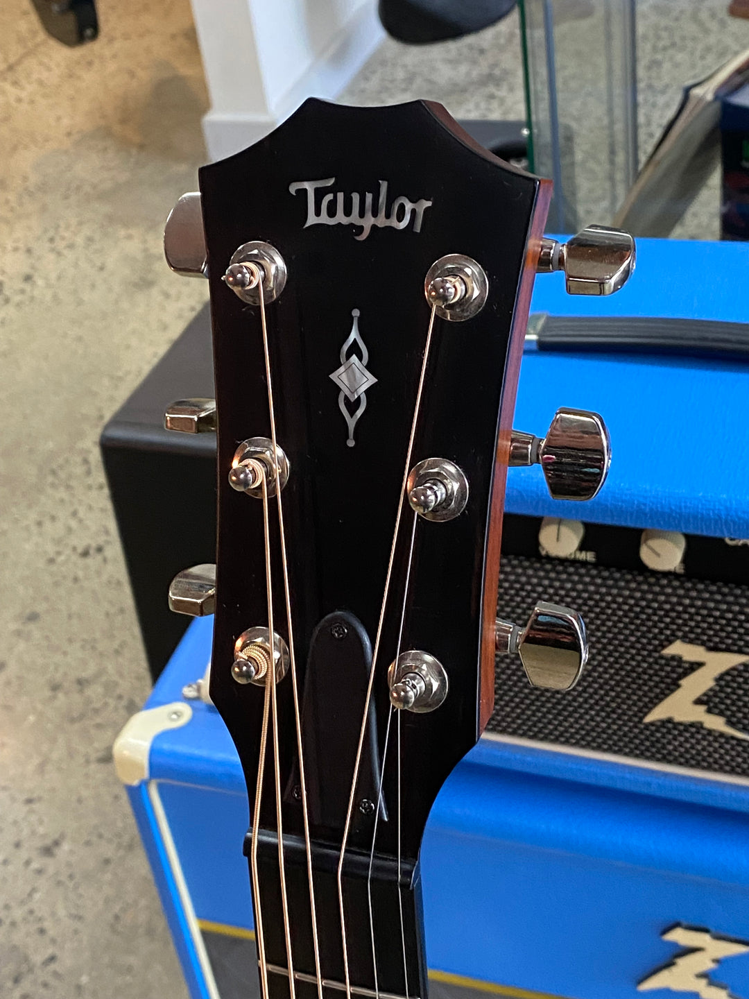 Taylor Acoustic 314CE w/case ***Pre Loved***