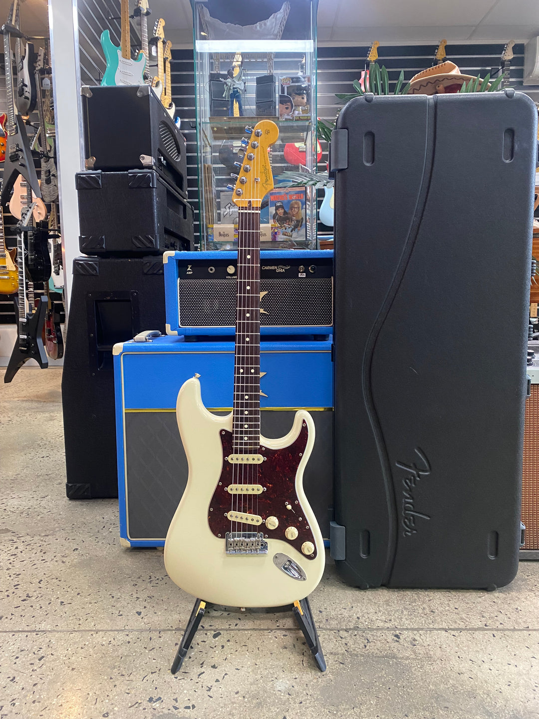 Fender 2021 American Professional II Stratocaster RW Olympic White W/case ***Pre Loved***