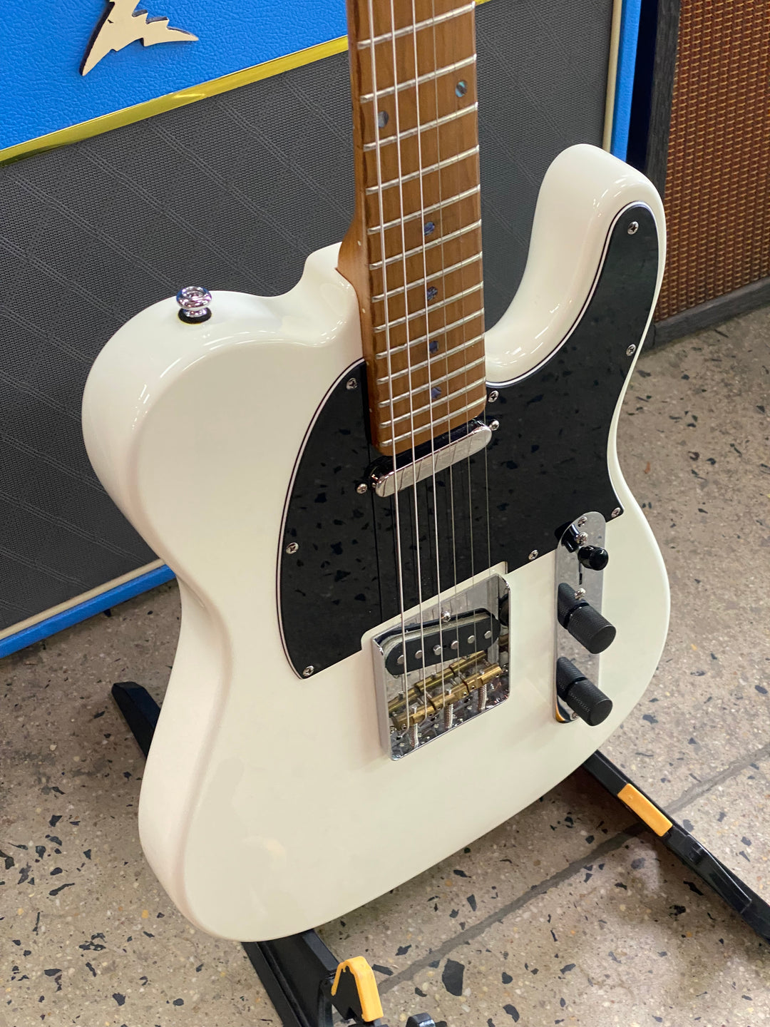 Sire T7 GEN 2 Larry Carlton Signature Antique White Roasted Maple Neck ***Pre Loved***