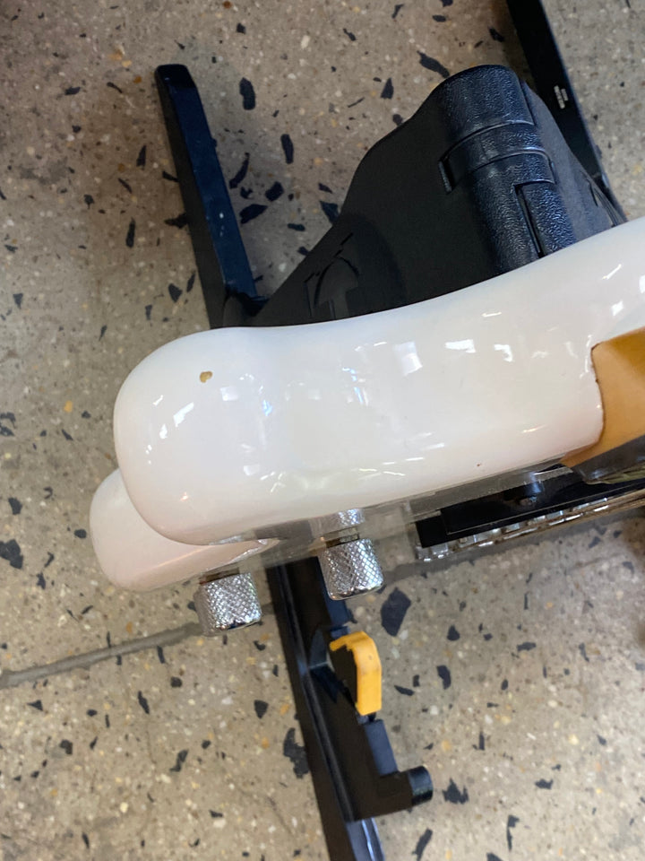 Washburn 1980s Force ABT B-10 Bass Left Hand | White