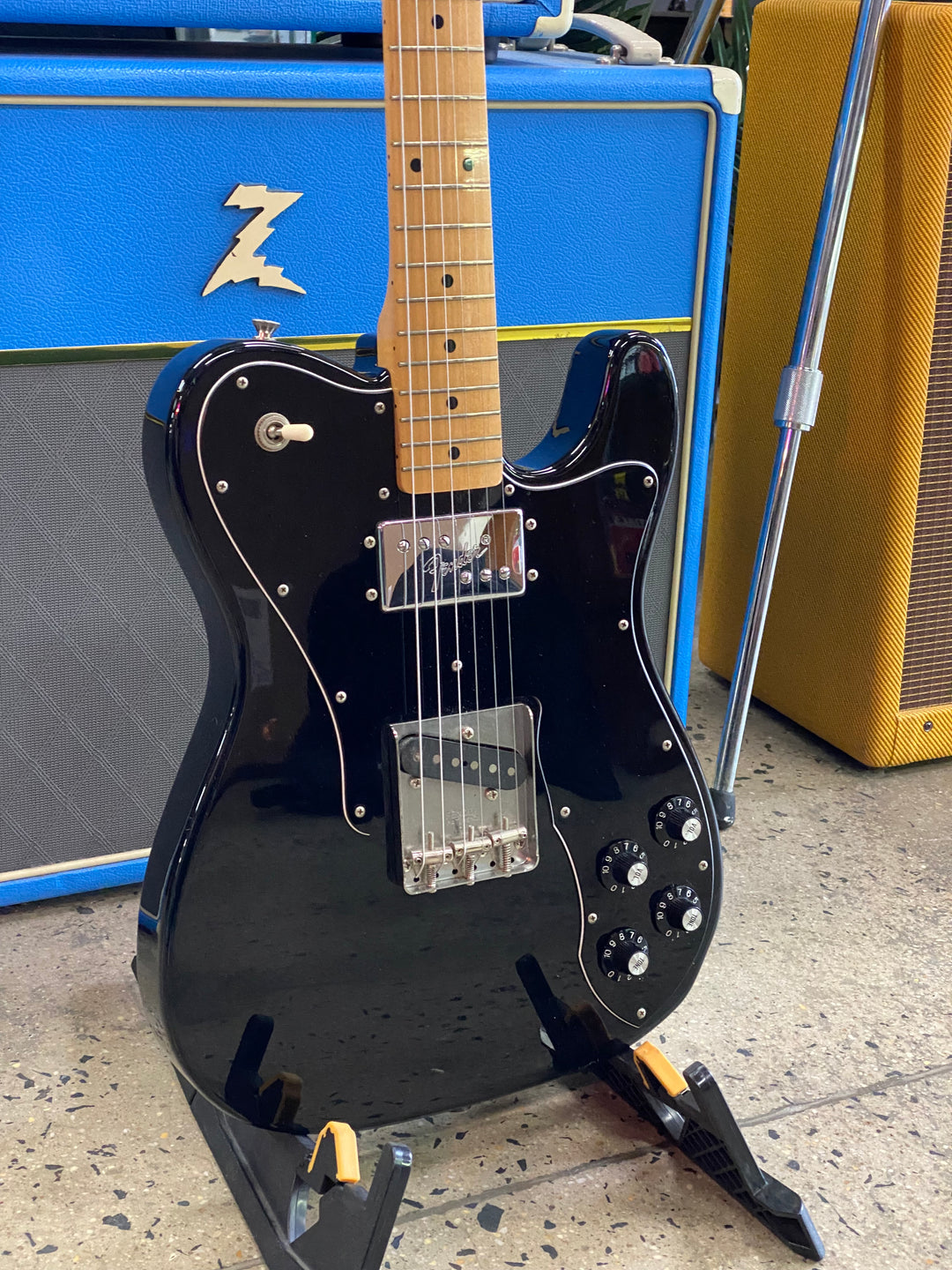 Fender MIJ 2015 Classic 70's Tele Custom w/bag | Black ***pre loved***