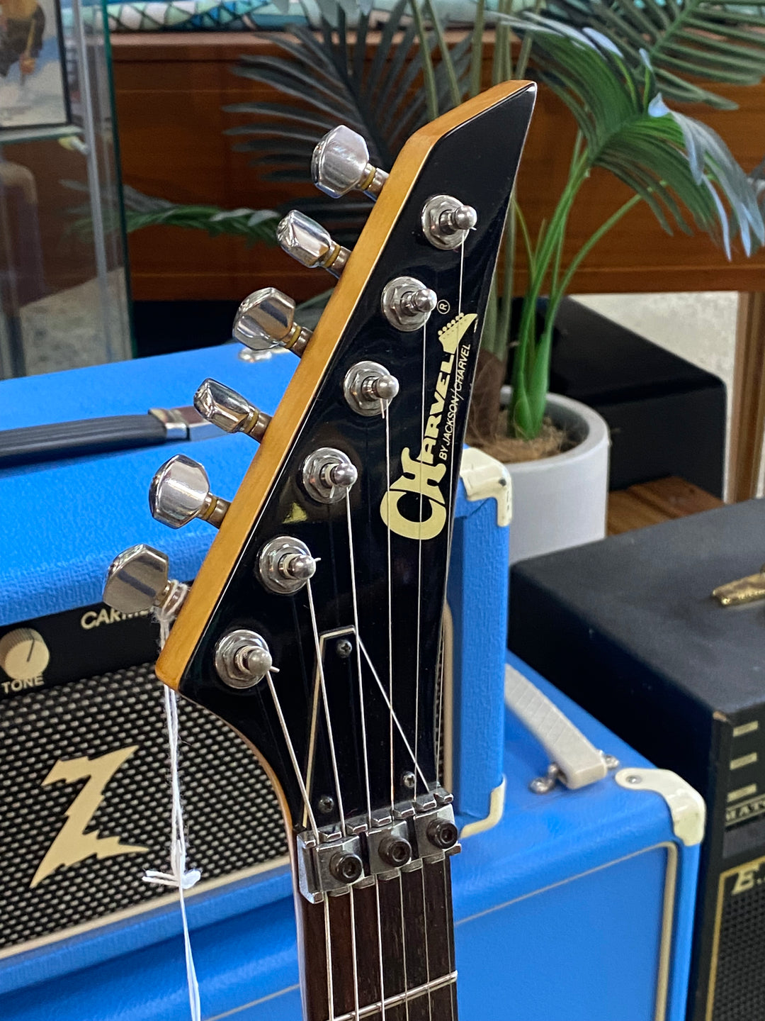 Charvel DK-055 w/bag | White **pre loved**