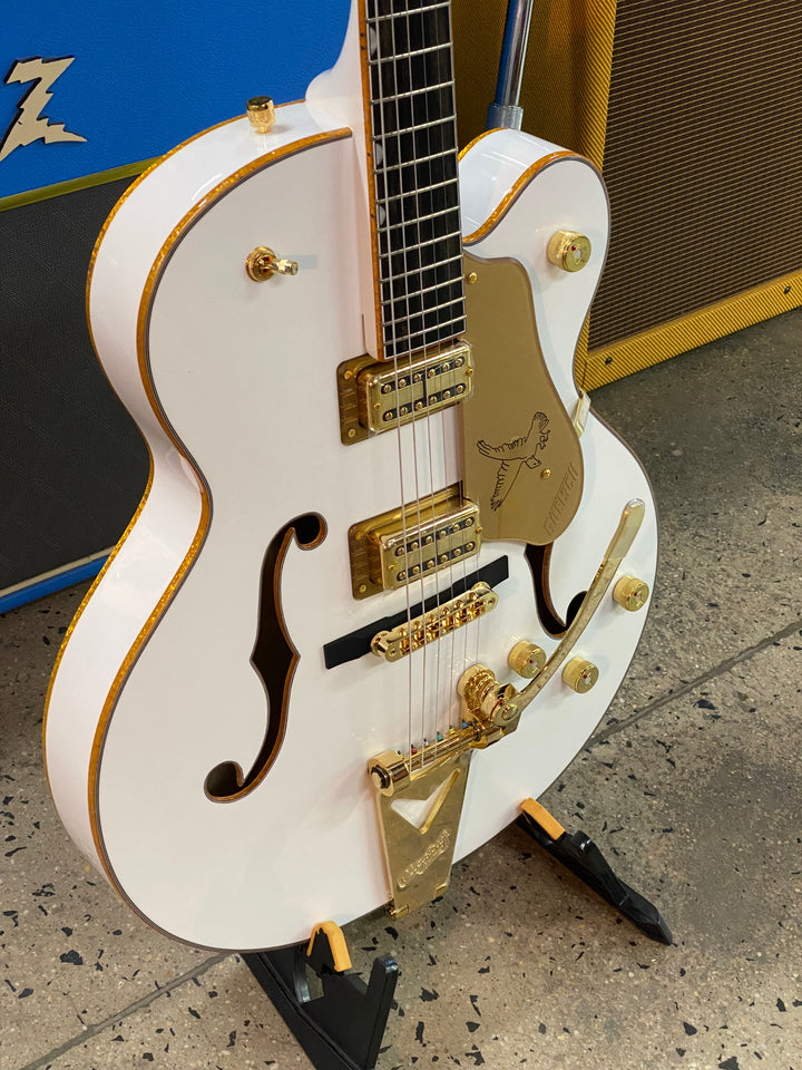 Gretsch Synchromatic Falcon Hollow Body w/Bigsby | Snowcrest White