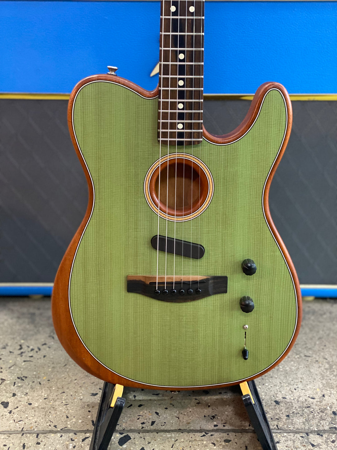Fender 2021 American Acoustasonic Telecaster wcase | Surf Green ***pre loved***