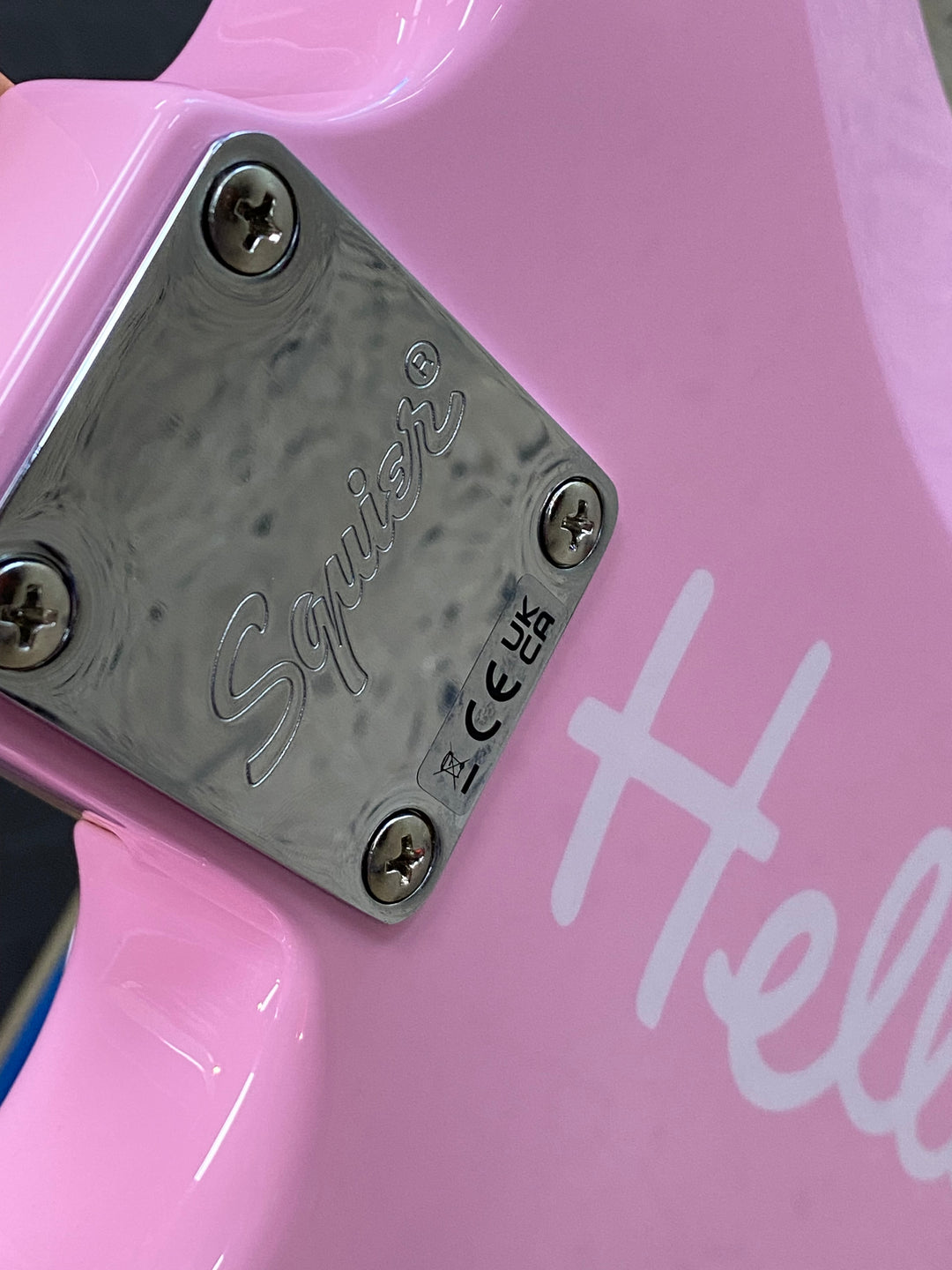 Squier Limited Edition Hello Kitty Stratocaster | Pink