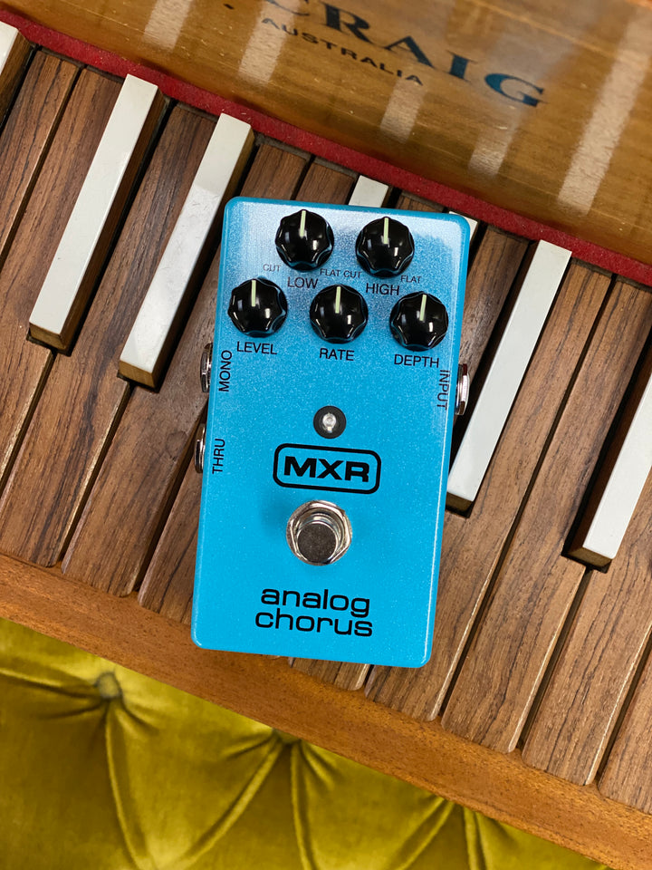 MXR M234 Analog Chorus Pedal wbox ***pre loved***