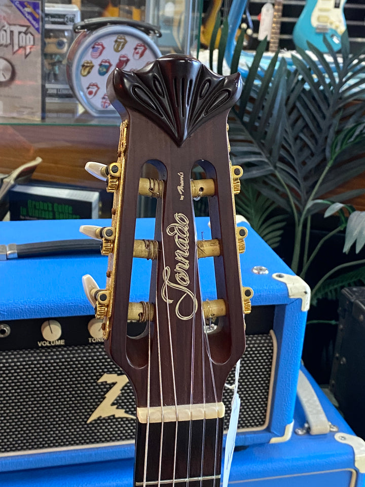 Tornado by Morris MIJ ZV Model Ovation Style Nylon w/pickup ***Pre Loved***