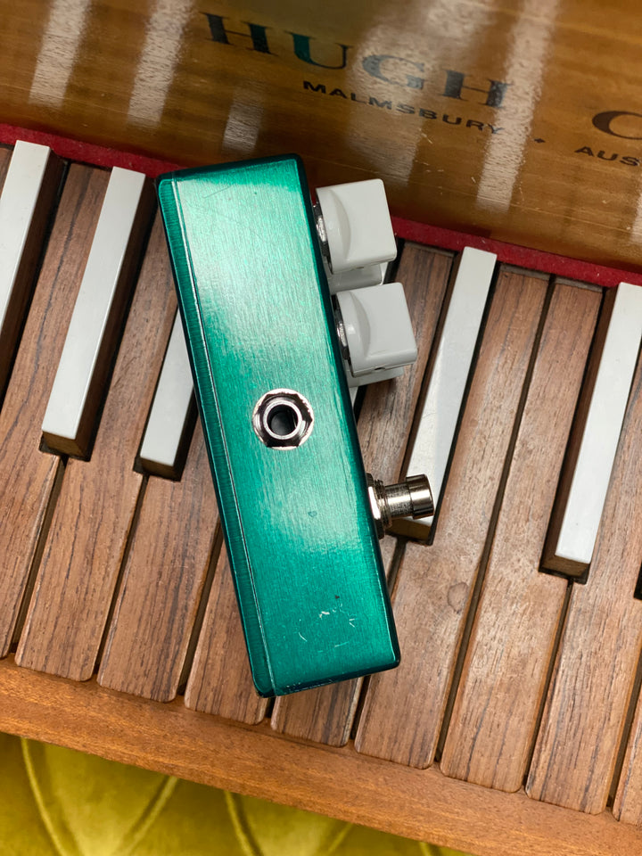 Mad Professor Forest Green Compressor w/box ***Pre Loved***