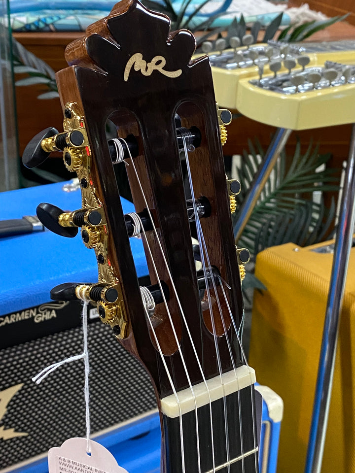 Manuel Rodriguez Concert 4/4 Gloss Superior B-C Cedar / Flamed Eukalyptus