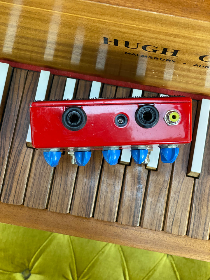 Cusack Effects Tap-A-Whirl Tremolo Pedal ***pre loved***