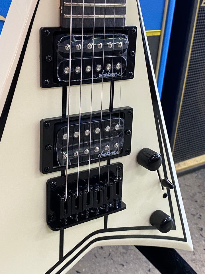 Jackson JS1X RR Minion Vintage White w/black pin stripes