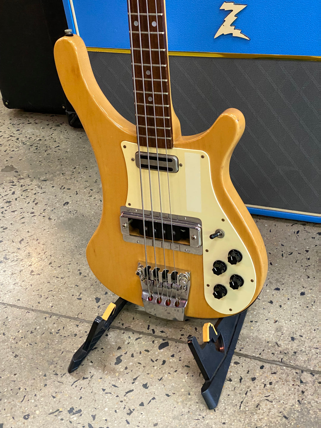Fernandes MIJ 1980's RB-80 Rickenbacker Style Bass Guitar Nat W/case ***pre loved***