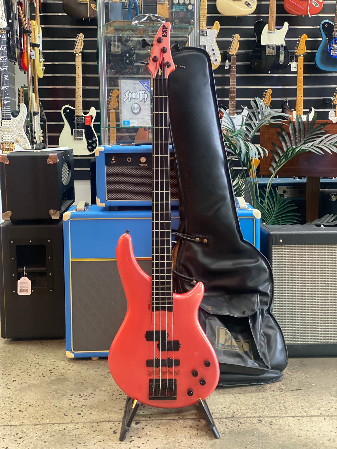 ESP Horizon Bass Pink W/bag ***Pre Loved***