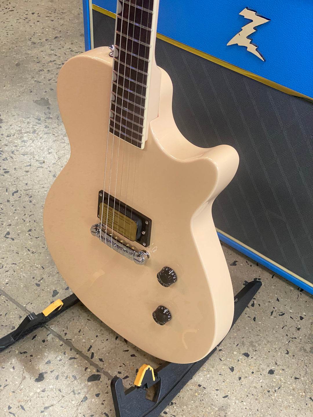 Gretsch Streamliner Jet Club 1 Pickup | Shell Pink