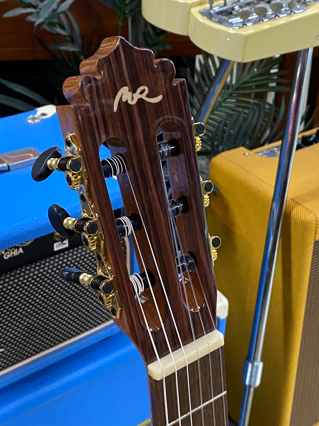 Manuel Rodriguez Concert 4/4 Gloss Academia 60-S Spruce / Rosewood