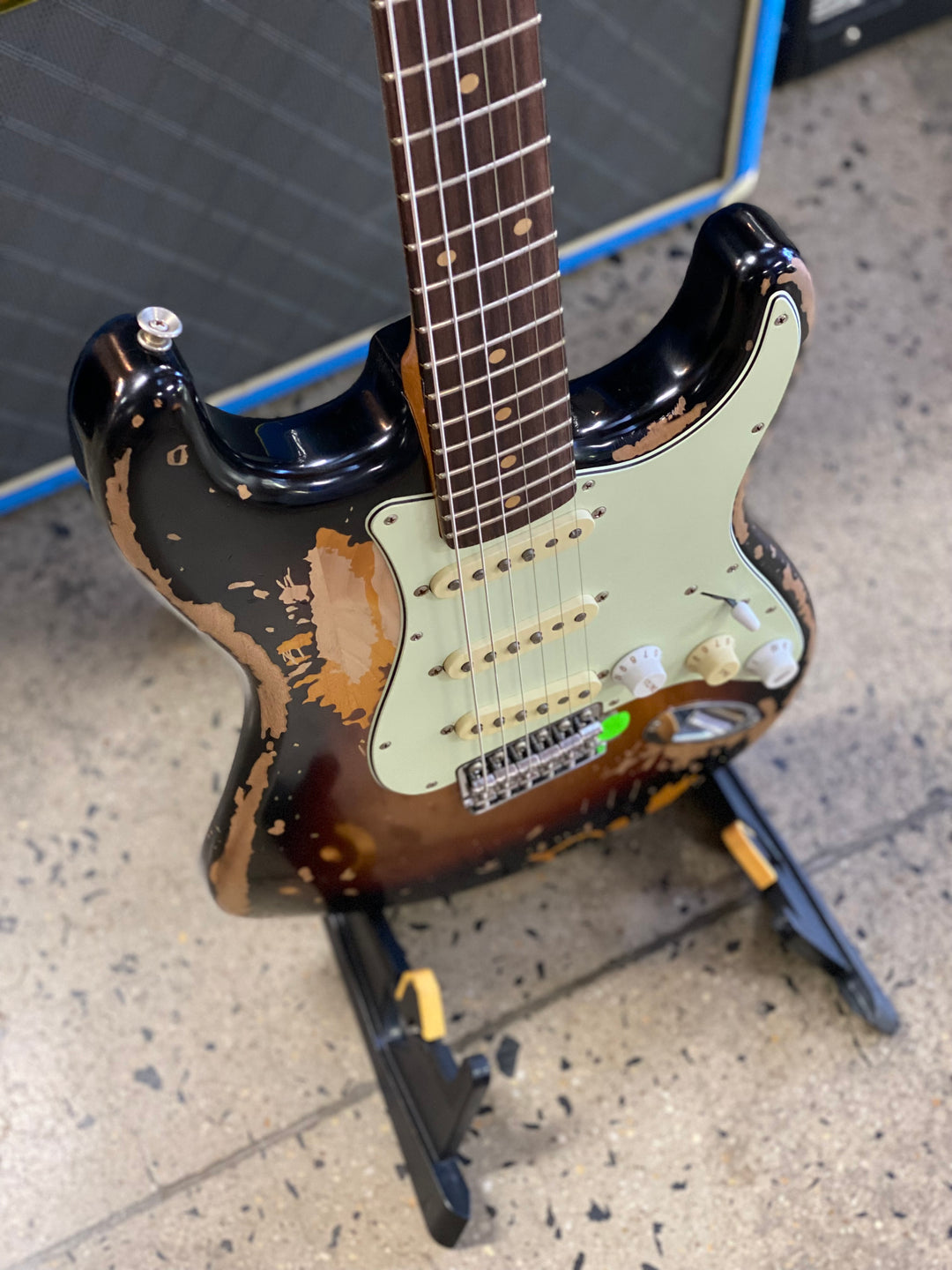 Fender Mike McCready Stratocaster | 3 Colour Sunburst