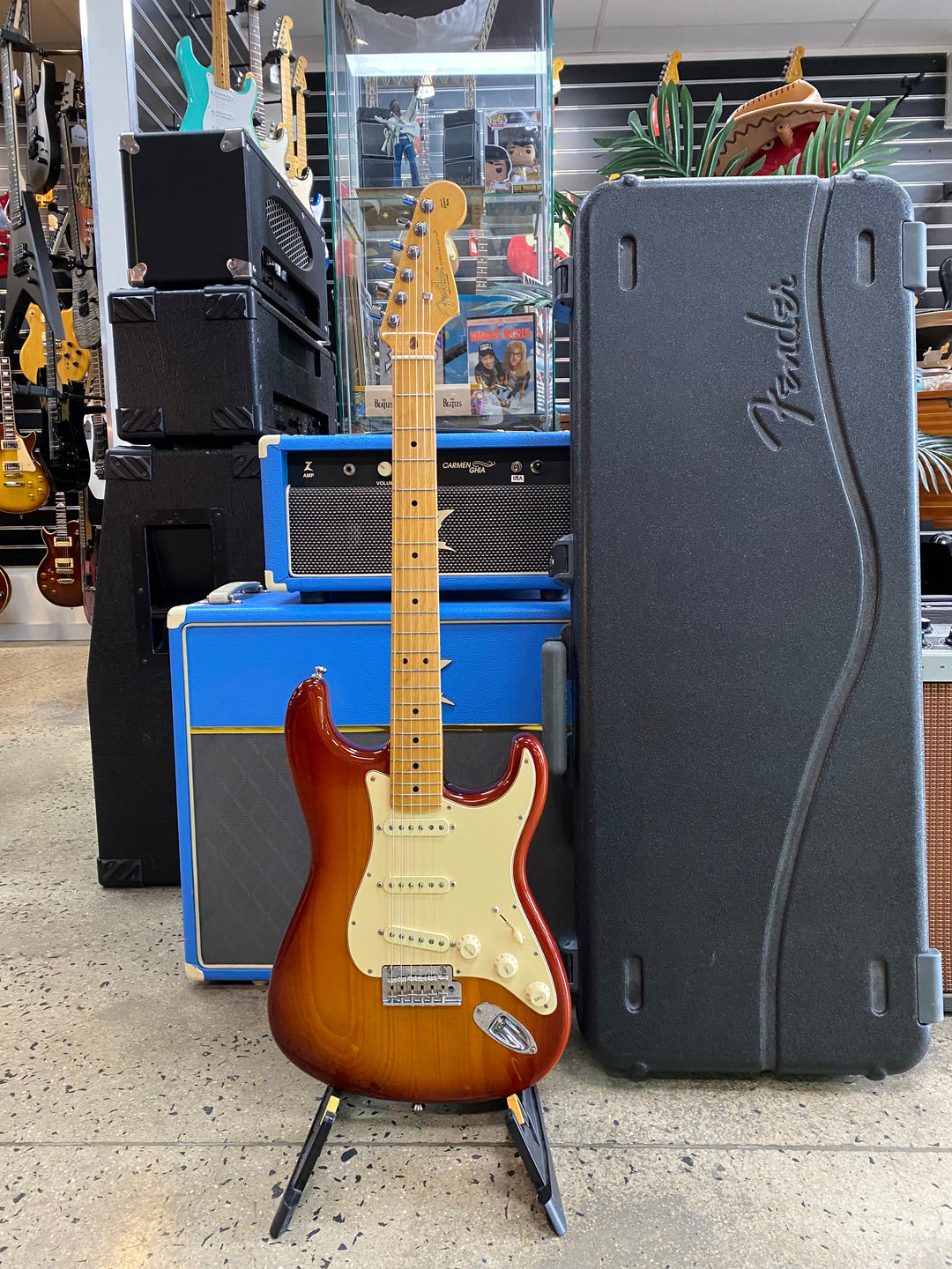 Fender 2021 American Professional II Stratocaster Sienna Sunburst W/case ***Pre Loved***