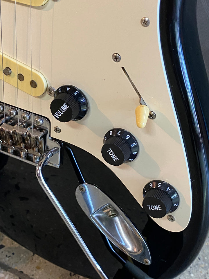 Fender 99-2002 CIJ ST57-70TX Strat | Sunburst ***pre loved***