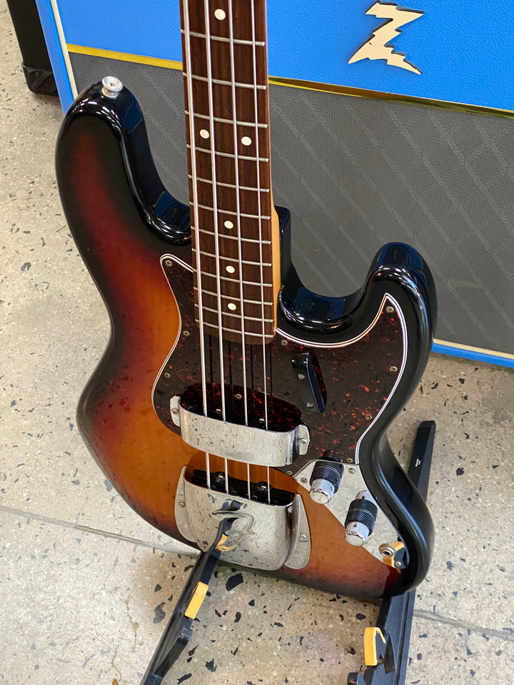 Fender 1994 American Vintage 62 Jazz Bass w/case | Sunburst ***pre loved***