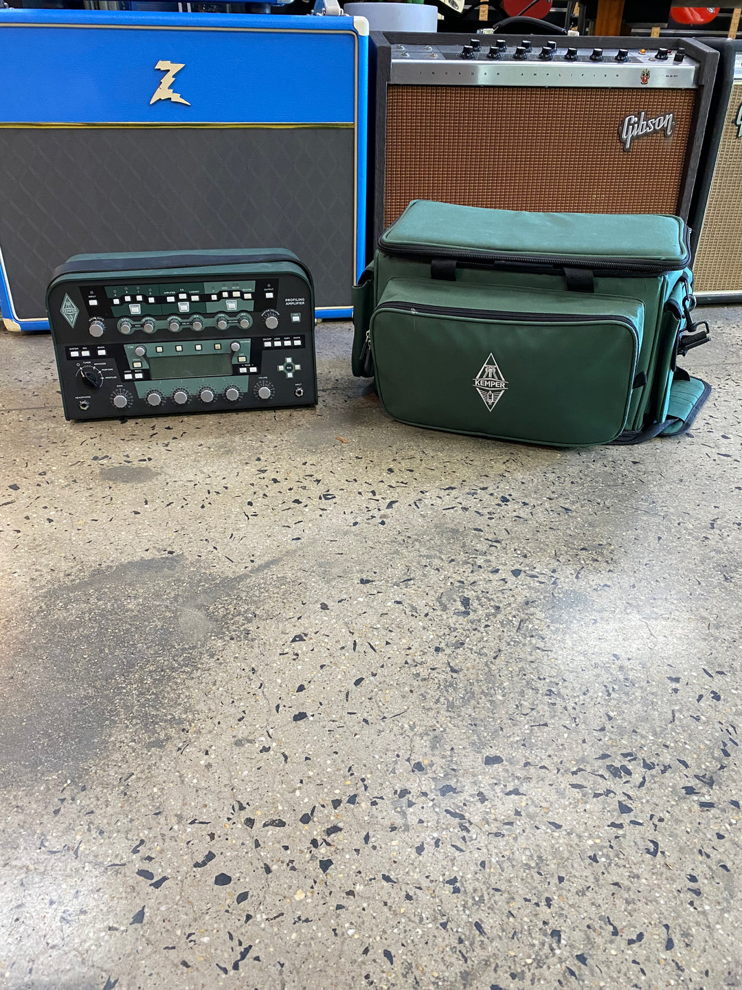 Kemper Profiler w/ Camplifier Powered module w/bag ***pre loved***