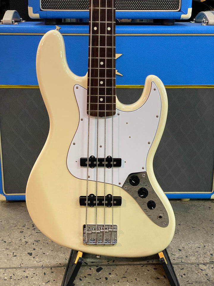 Fender 2012 MIJ Jazz Bass w/bag | White ***pre loved***