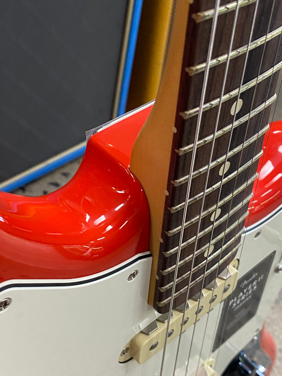 Fender Player II Jaguar Rosewood Fingerboard | Coral Red