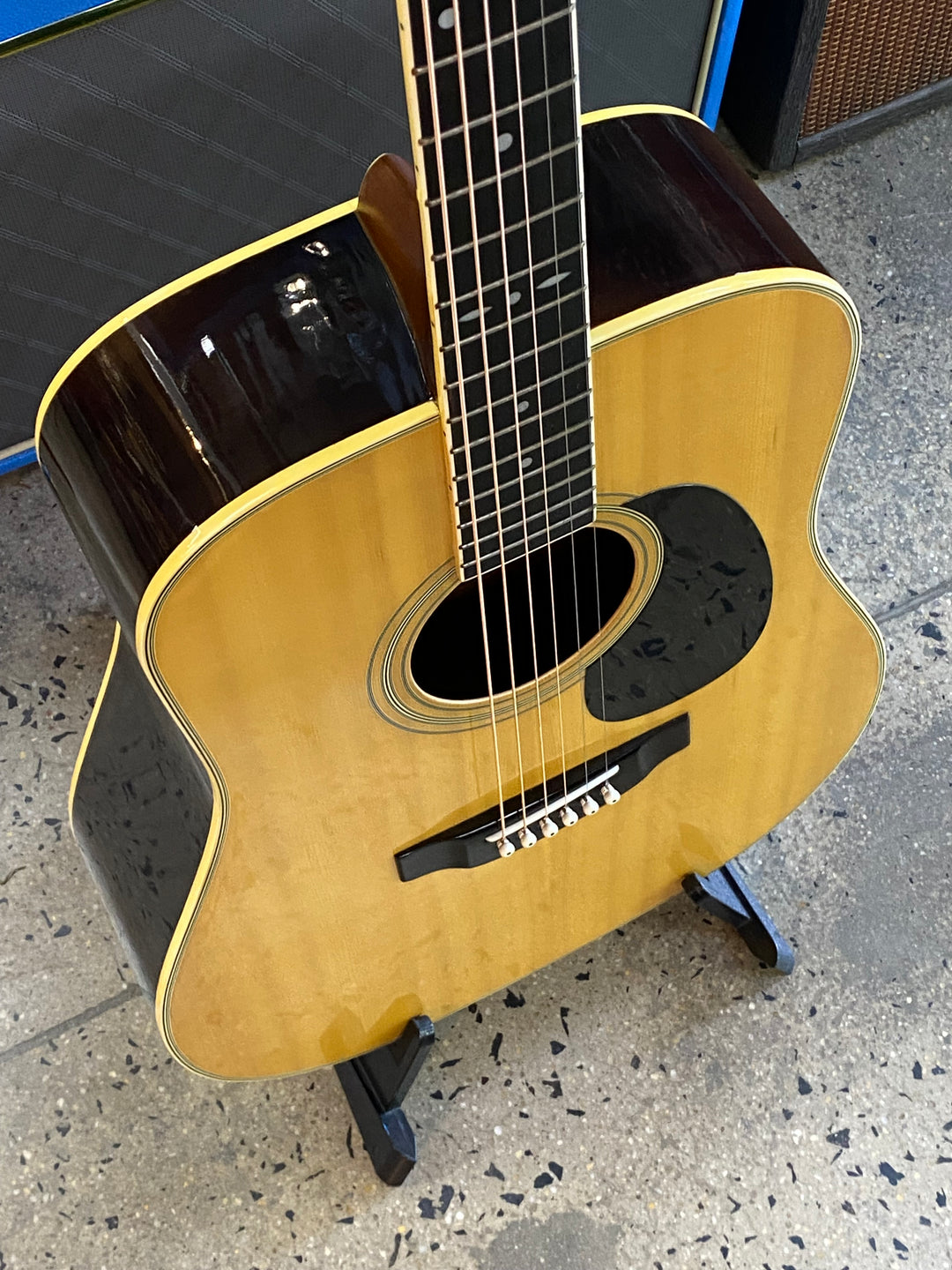 Tokai Cats Eyes CE-250 Acoustic Guitar w/bag ***pre loved***