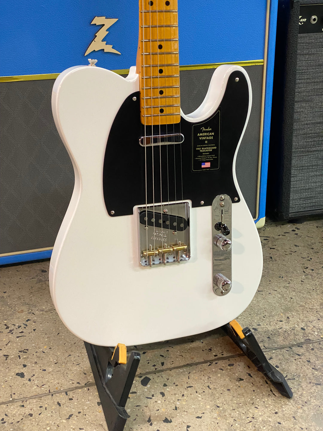 Fender American Vintage II Limited Edition 1951 Telecaster  | Prototype White