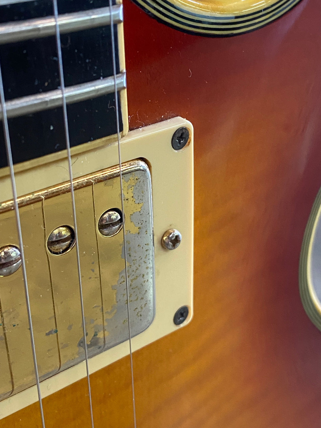 Pre-loved Ibanez AR-300 Model MIJ 1981 CS w/bag ***Pre Loved***