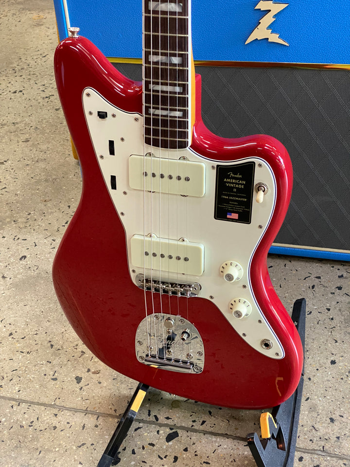 Fender American Vintage II 1966 Jazzmaster Rosewood Fingerboard | Dakota Red