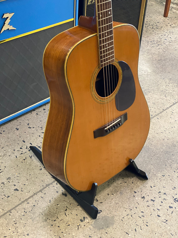 Morris W-30 Acoustic Guitar w/case ***pre loved***