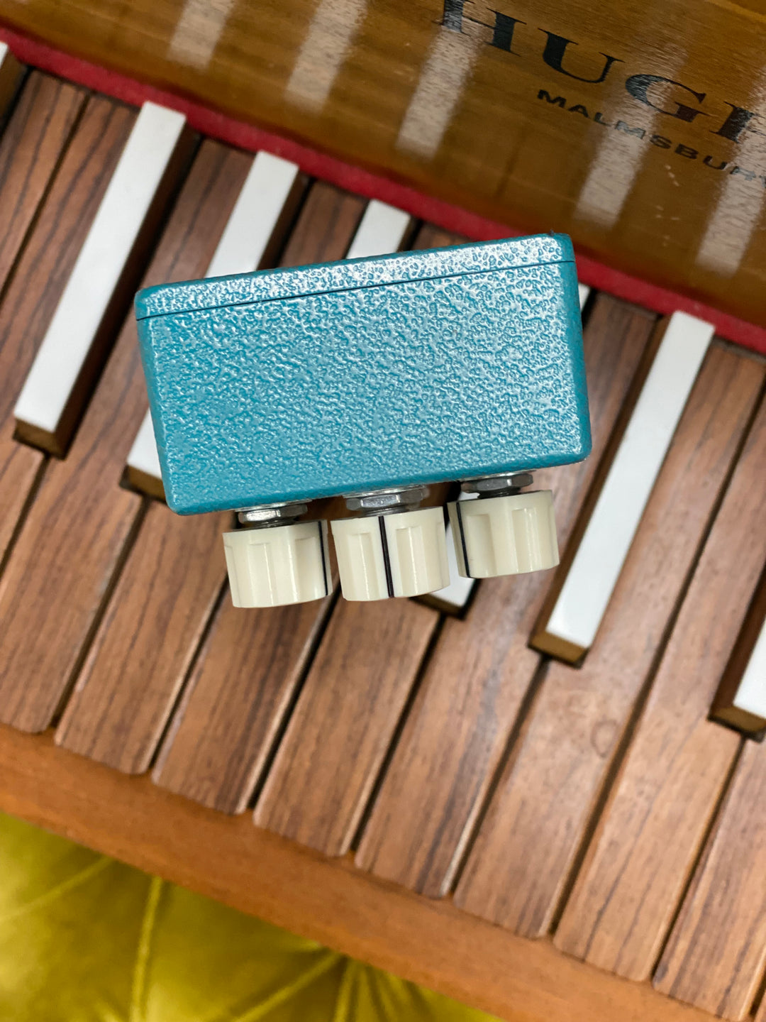 Mojo Hand FX Swim Team Chorus Flanger Pedal w/box ***pre loved***