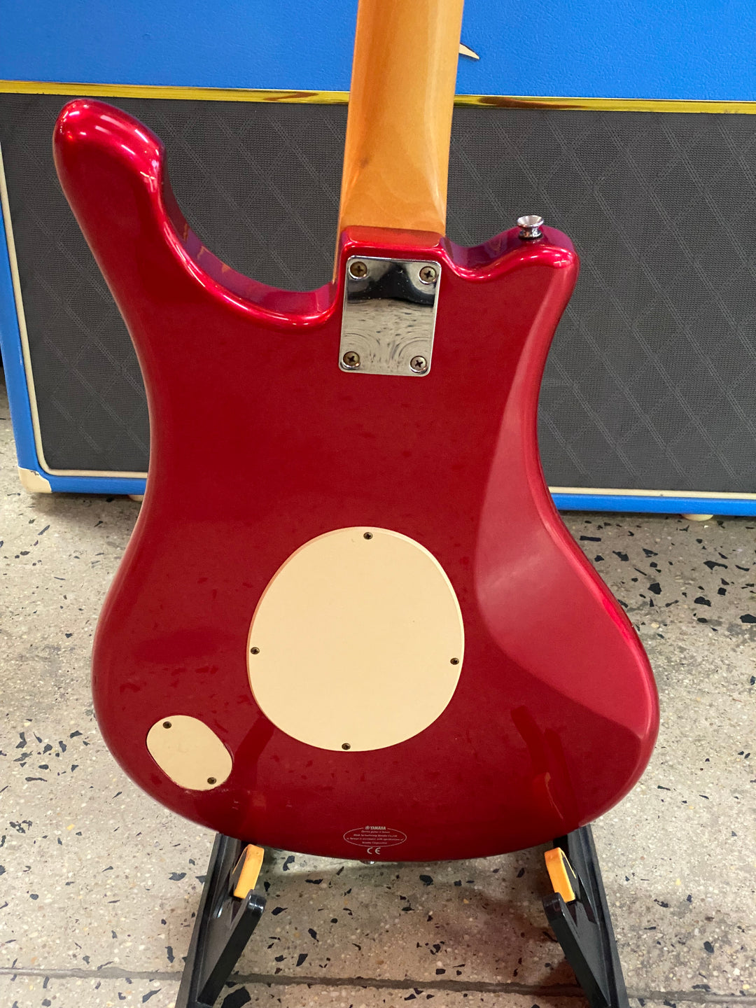 Sgv Instrument Icon Yamaha SGV-300 Red W/bag ***Pre Loved*** – A&B Musical Instruments