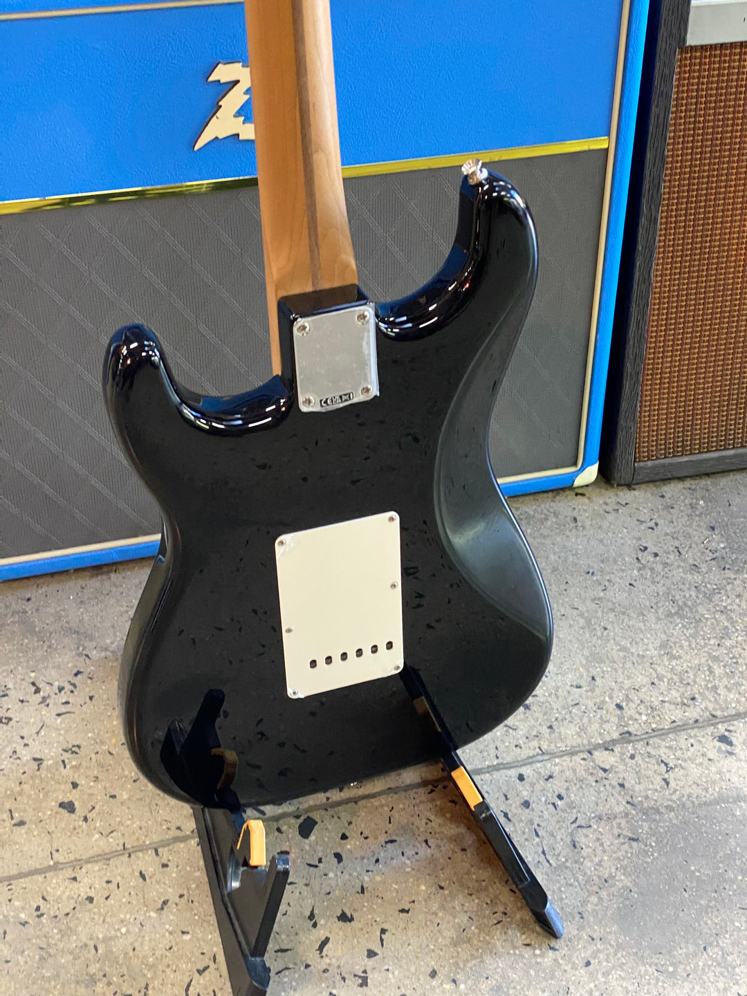 Fender LTD ED Vintera II 50s Strat Roasted Maple Neck w/bag | Black ***pre loved***