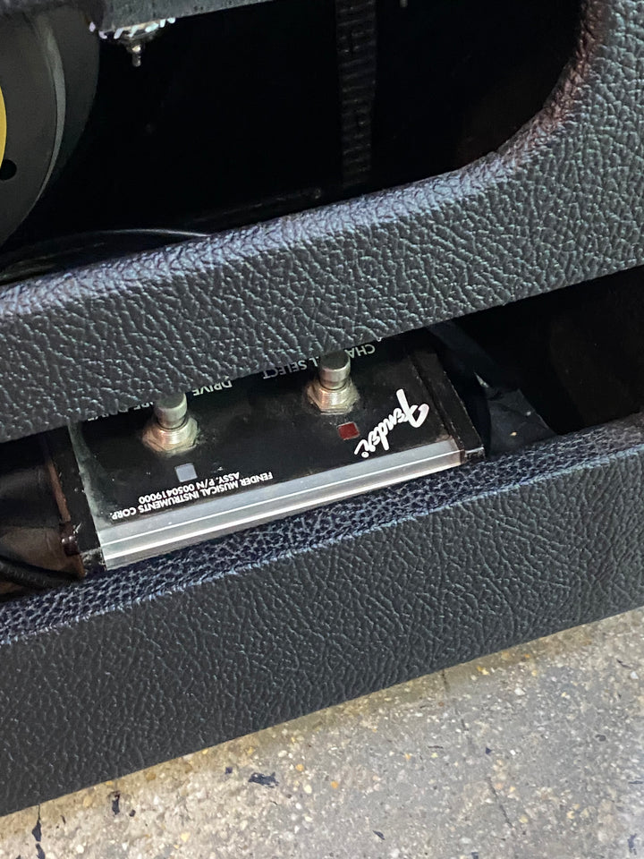 Fender Hot Rod Deluxe 40W Amplifier w/cover ***pre loved***
