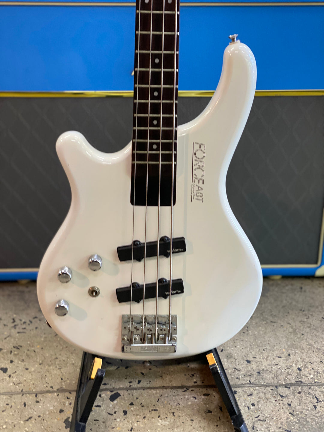 Washburn 1980s Force ABT B-10 Bass Left Hand | White