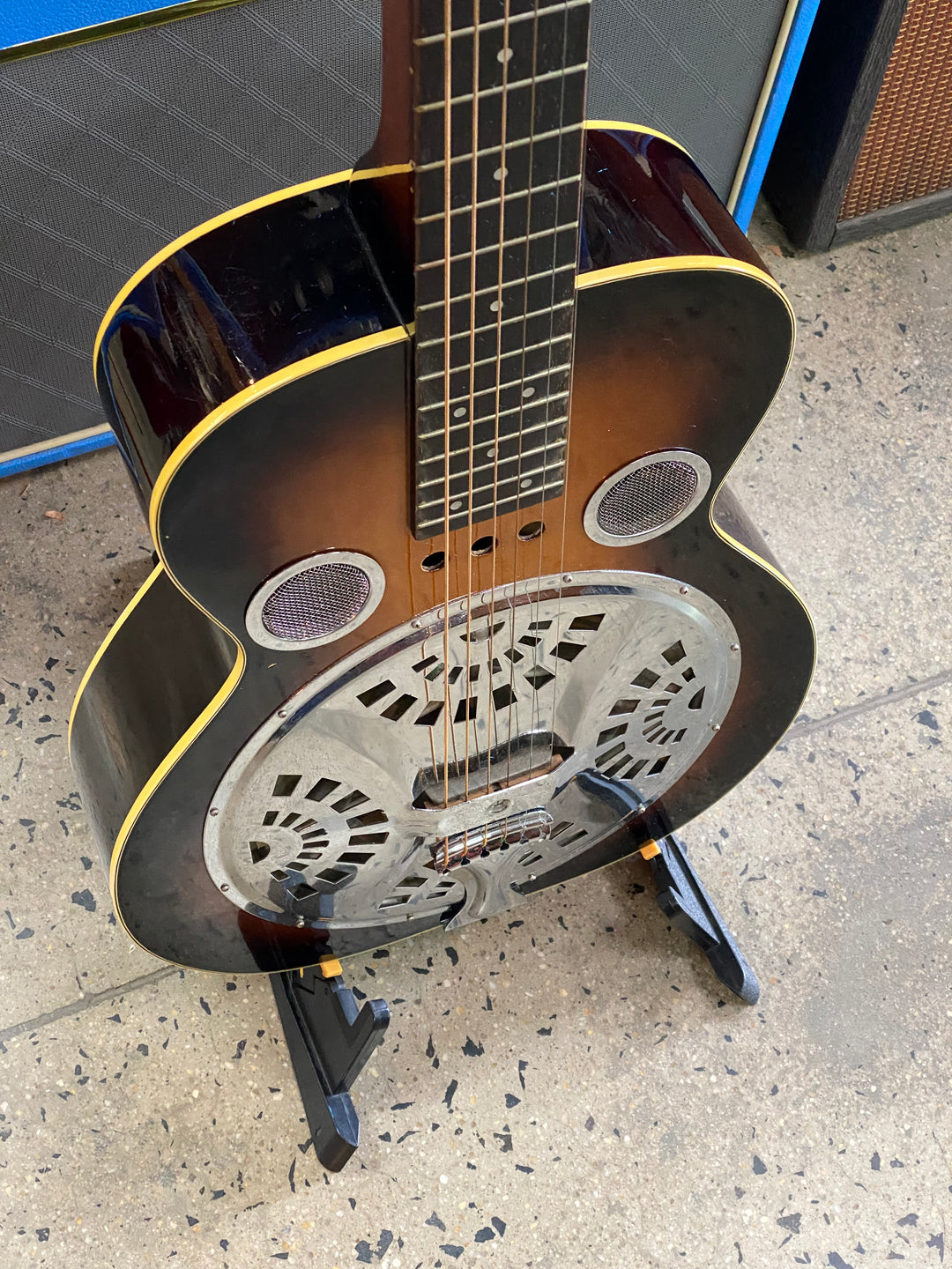 Regal Square Neck Resonator 1990s MIK wcase ***pre loved***