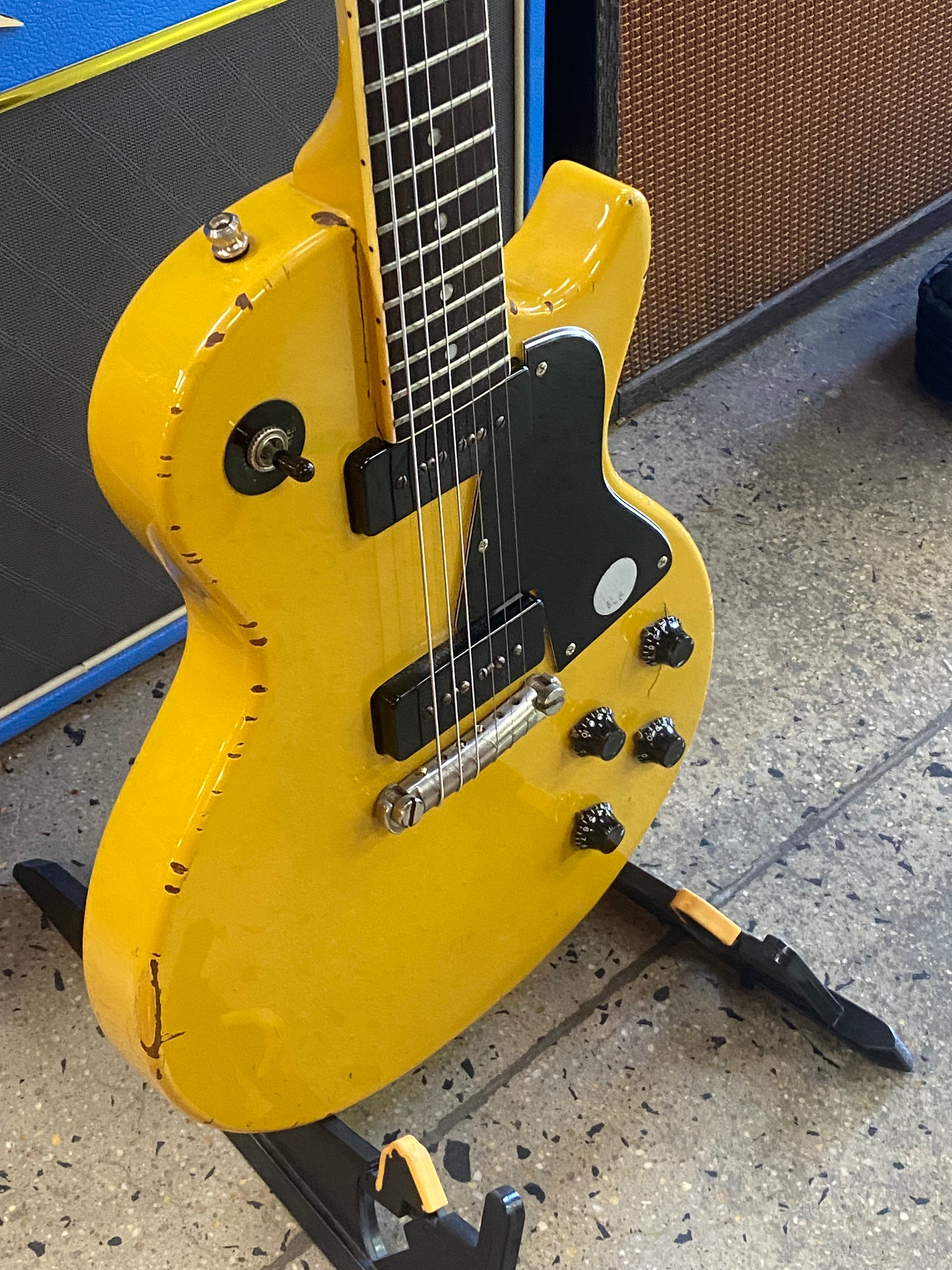 Burny 80s Rock'n Roll Version Les Paul Special TV Yellow w/bag