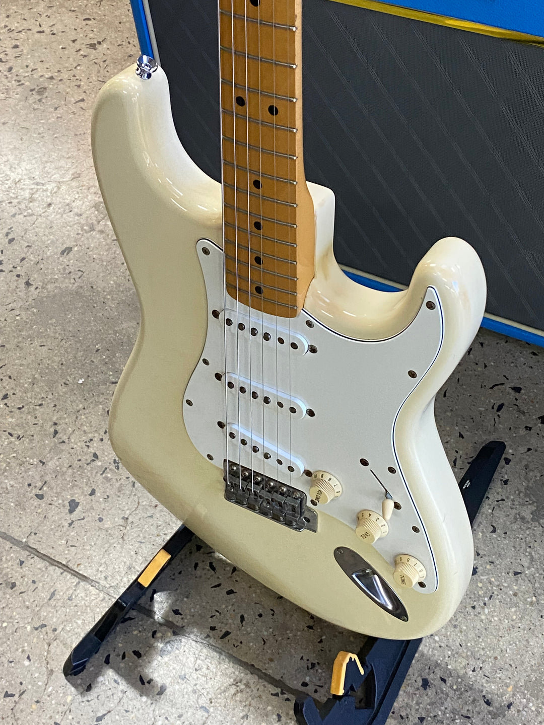 Fender CIJ ST72 2002-04 Stratocaster White w/bag ***Pre Loved***